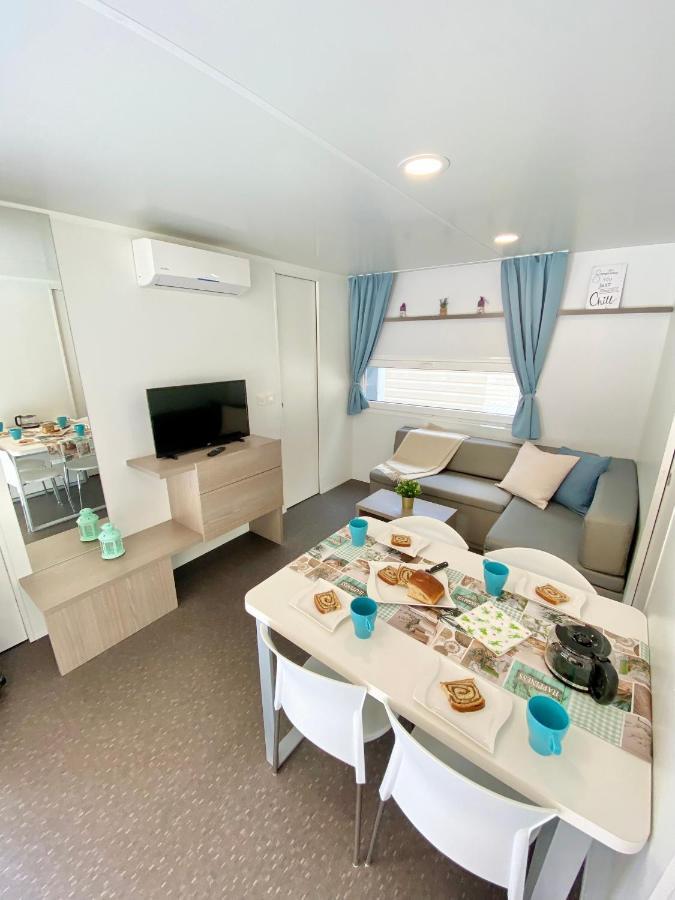 Mobile Homes Malu Biograd Na Moru Exterior photo