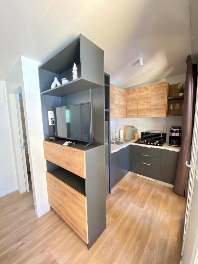 Mobile Homes Malu Biograd Na Moru Exterior photo