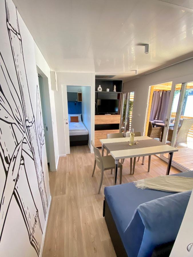 Mobile Homes Malu Biograd Na Moru Exterior photo