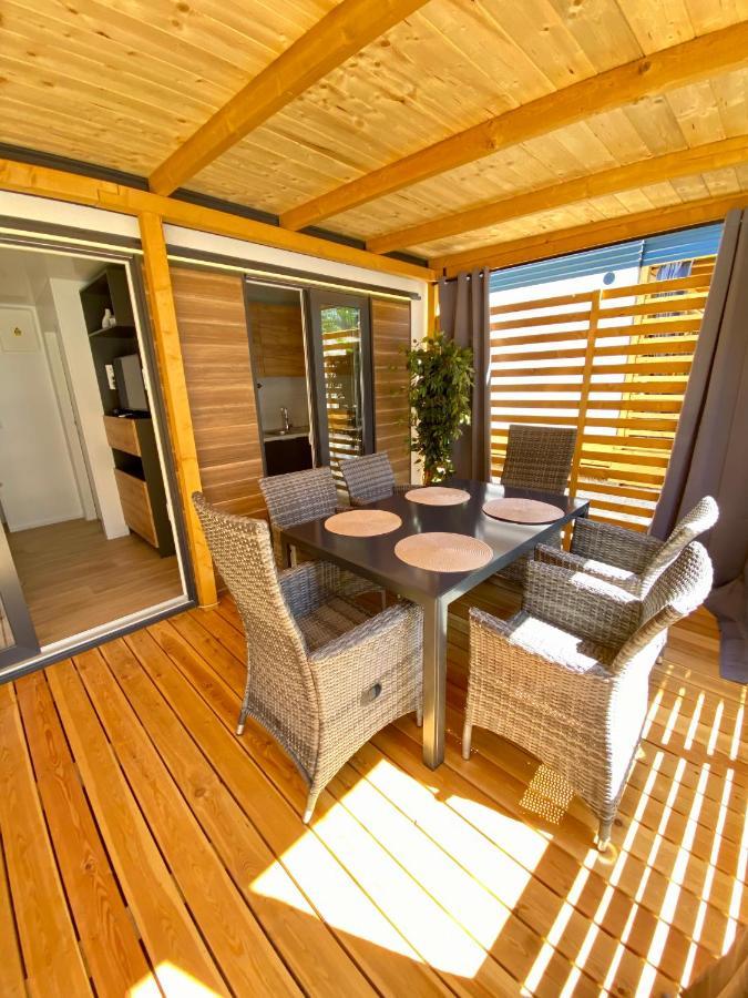 Mobile Homes Malu Biograd Na Moru Exterior photo