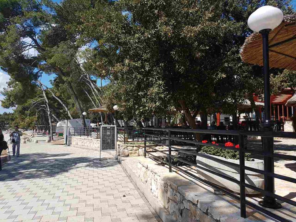 Mobile Homes Malu Biograd Na Moru Exterior photo